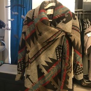 Thread and supply winter coat, size Medium